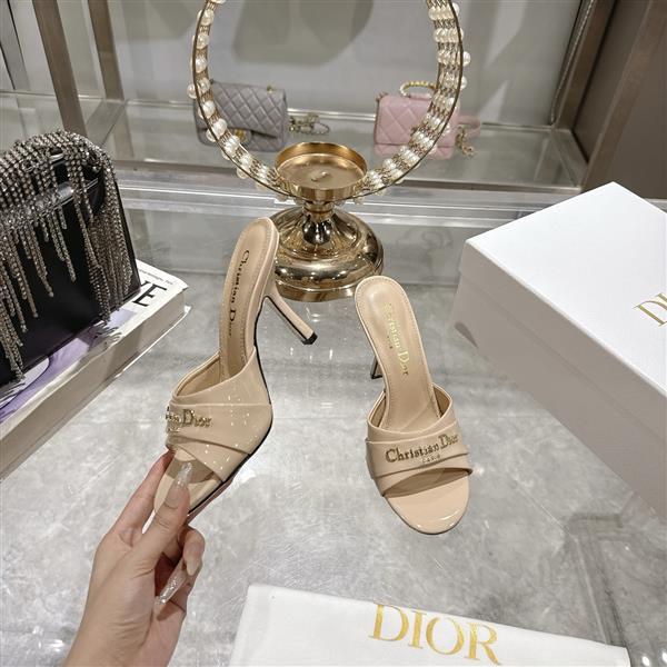 20251128184321288 250